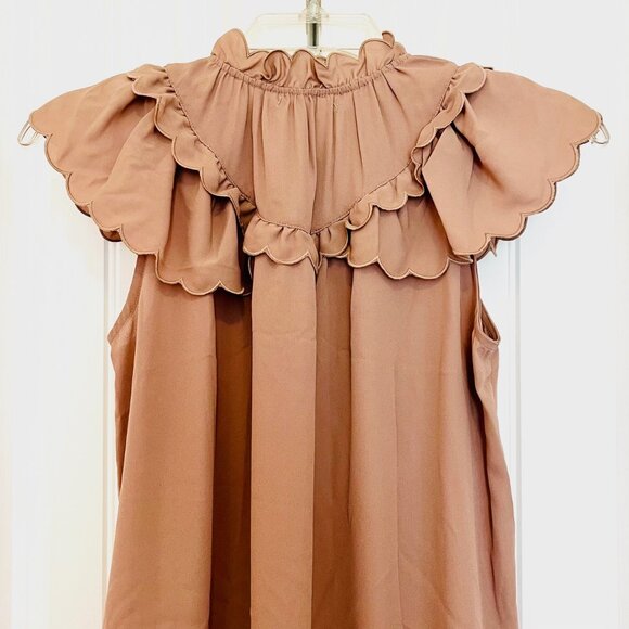 Max Studio Flutter Sleeve Blouse in Beige (L) New with Tags - Picture 5 of 9
